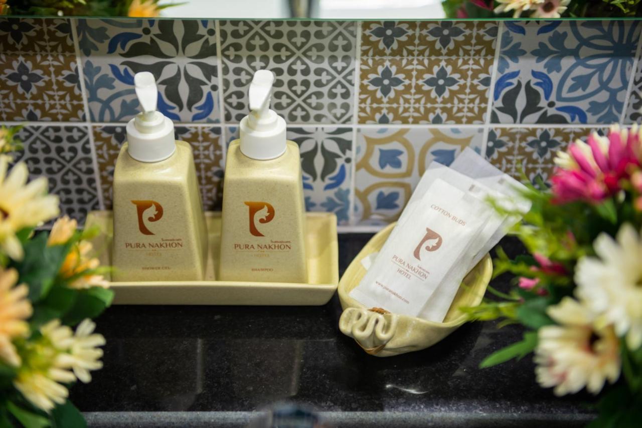 Pura Nakhon Hotel Накхон Си Тамарат Екстериор снимка